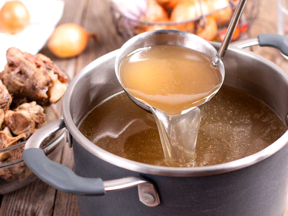 Beef Bone Broth How to Make this Superfood and its Benefits 01