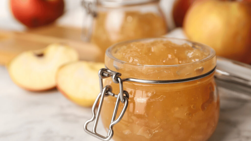 homemade apple jam